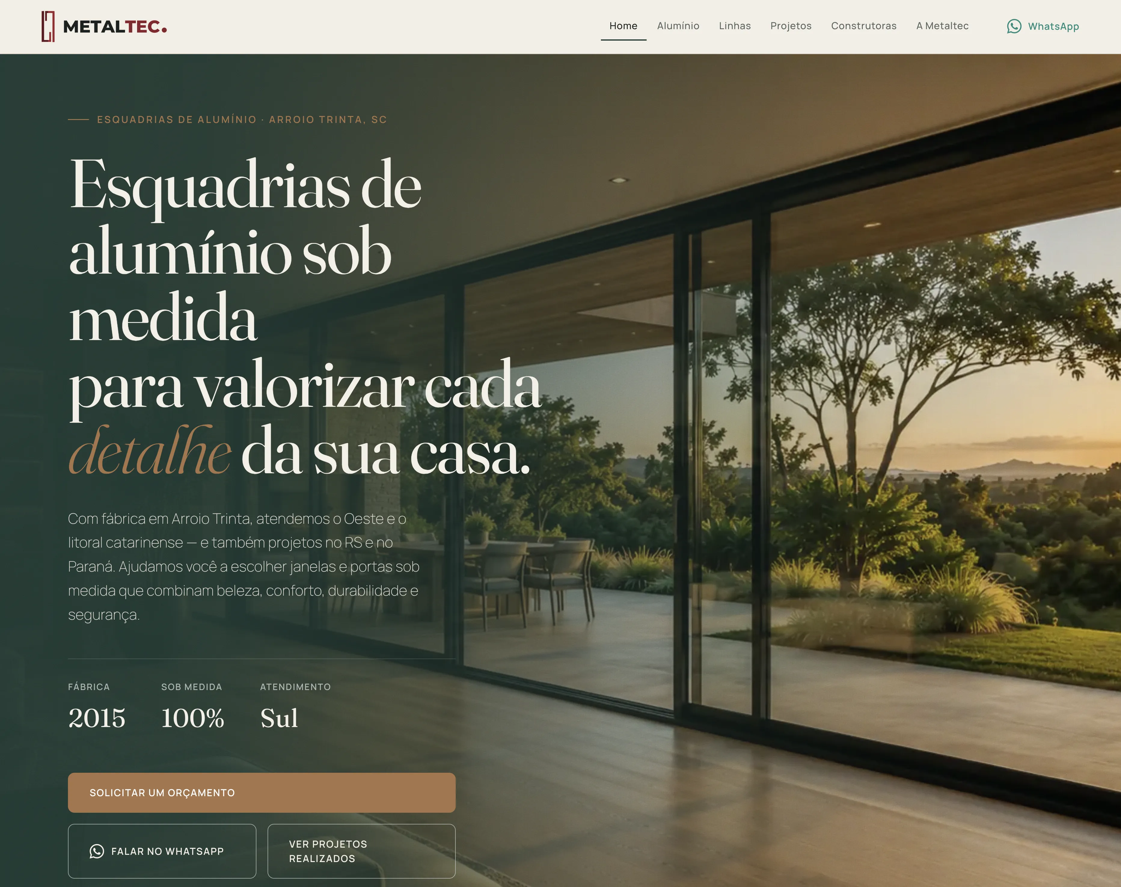Site da Metaltec, com menu e headline de esquadrias sob medida